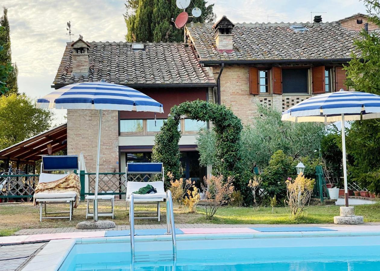 Appartamento Con Piscina E Giardino A Σιένα Εξωτερικό φωτογραφία