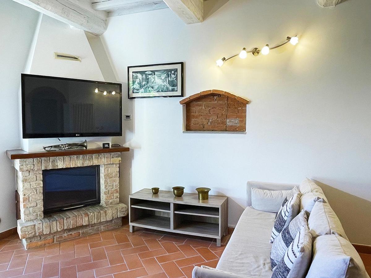 Appartamento Con Piscina E Giardino A Σιένα Εξωτερικό φωτογραφία